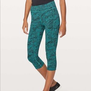 Sold NWT HR size 2 Lululemon crops